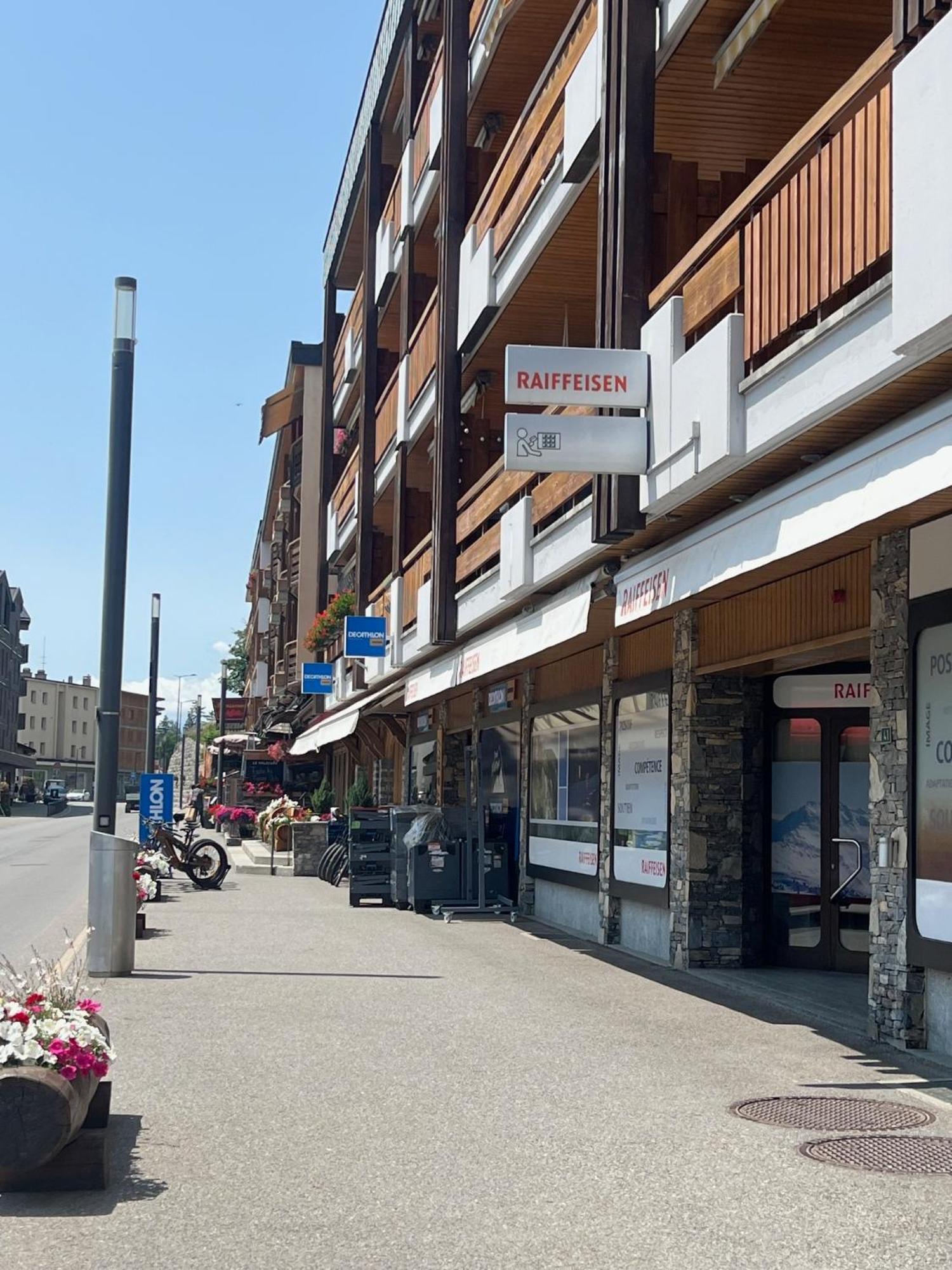 La Perle Montana Lägenhet Crans-Montana Exteriör bild